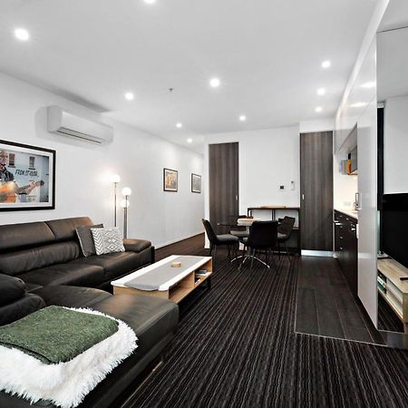 Modern, Quiet 1 Bed Apt on Fitzroy St, Opposite Albert Park Melbourne City Exterior foto