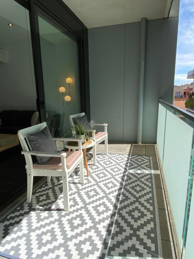 Modern, Quiet 1 Bed Apt on Fitzroy St, Opposite Albert Park Melbourne City Exterior foto