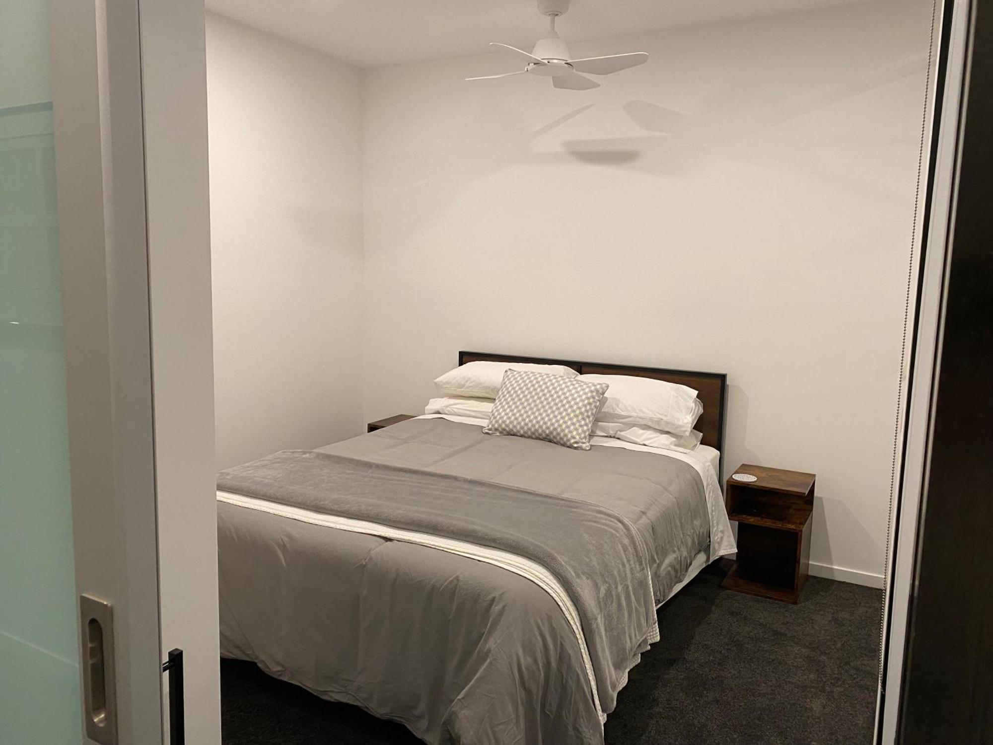 Modern, Quiet 1 Bed Apt on Fitzroy St, Opposite Albert Park Melbourne City Exterior foto
